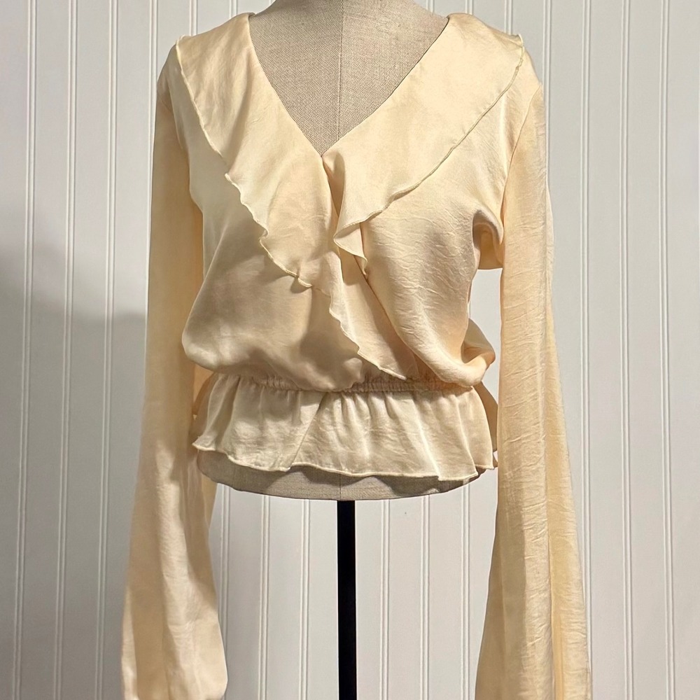 Show Me Your Mumu Brewster Top Ivory Cream Ruffle Wrap Crop Blouse Large USA
